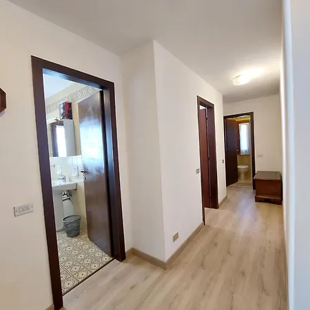 Appartamento Quadrilocale Alberti - Dei Fiori *